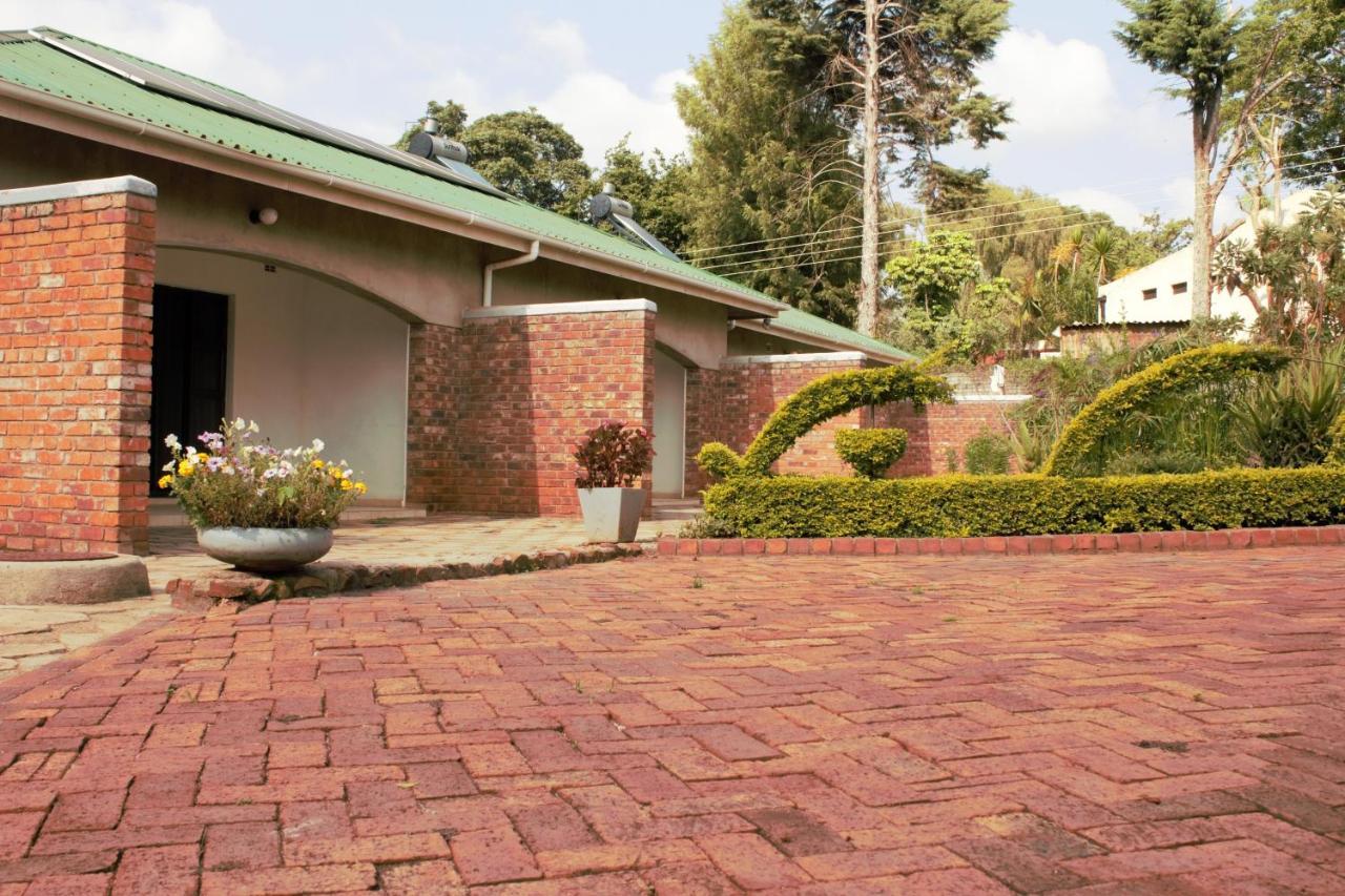 Paterrace Guest Lodge Harare Buitenkant foto